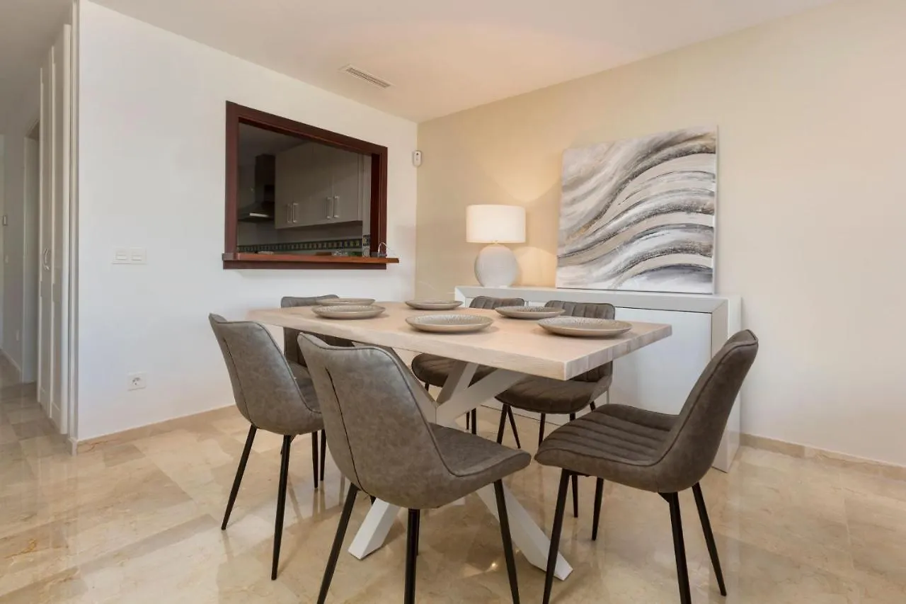 アパート Royal Cabopino Townhouse, Marbellaアパートメント